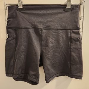 Aerie Offline Bike Shorts, size large